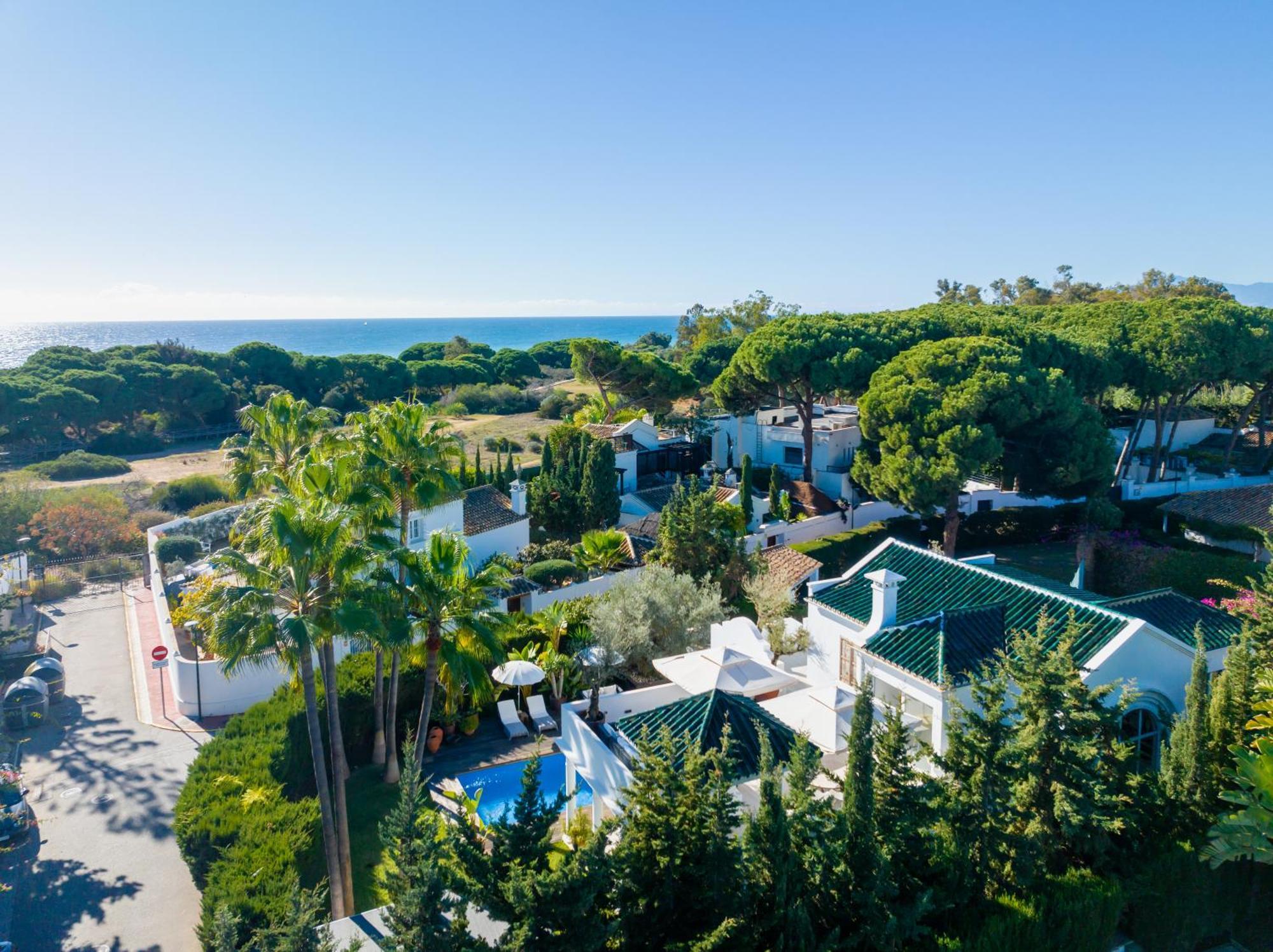 Unique Luxury Side With Heated Pool Marbella